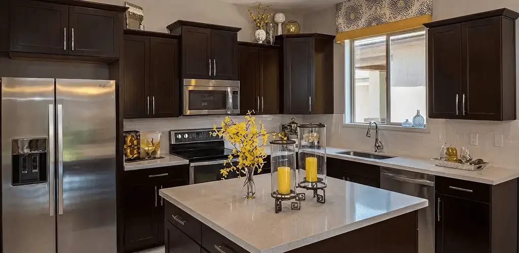 Cabinet painting results with freshly painted kitchen cabinets in Chula Vista, CA